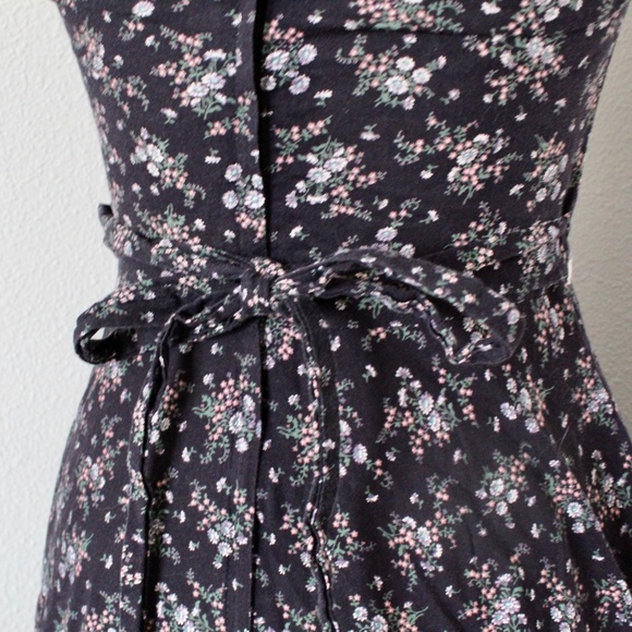 Vintage Dark Navy Blue Floral Lace & Front Corset Detail Milkmaid Dress - Picture 8 of 9